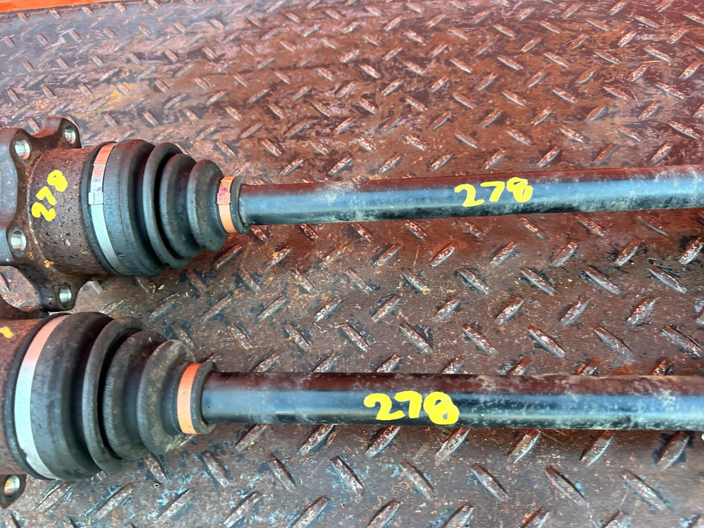 08 15 INFINITI G37 & Q60   LEFT & RIGHT   MANUAL STICK SHIFT AXLES   OEM #2787