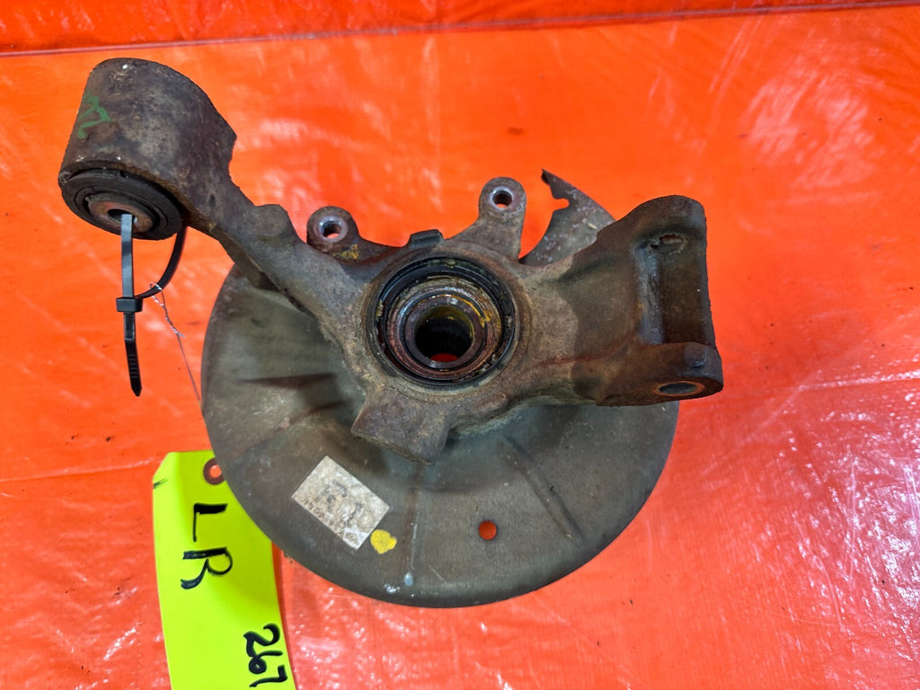 90 93 MAZDA MX 5 MIATA   DRIVER LEFT REAR   SPINDLE KNUCKLE HUB   OEM #2679
