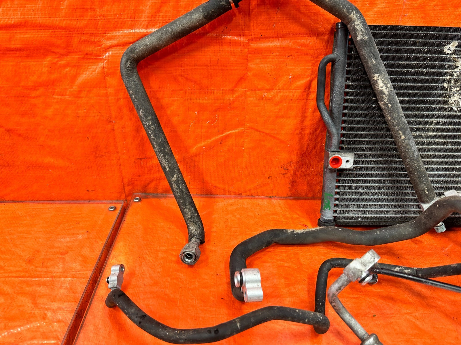 94 01 ACURA INTEGRA   AC LINE SET LINES PIPES HOSES W/ CONDENSER   OEM 30913
