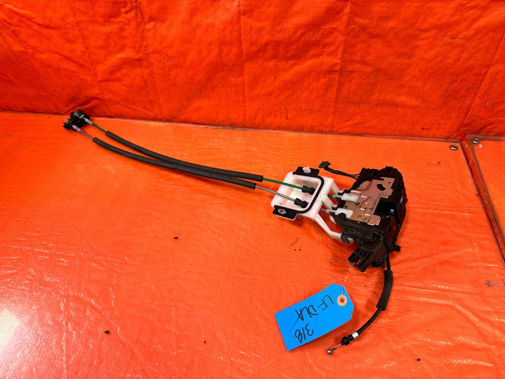 10 16 HYUNDAI GENESIS COUPE   DRIVER LEFT FRONT DOOR LOCK ACTUATOR   OEM OE #3181