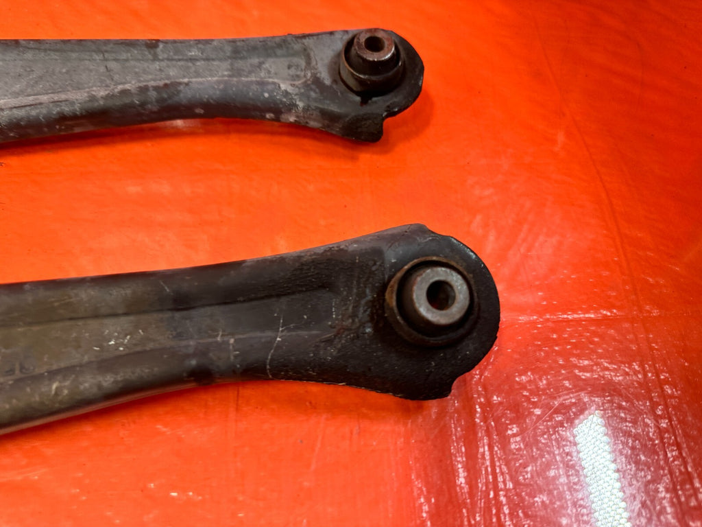 99 00 HONDA CIVIC SI EM1   REAR SWAY BAR MODEL REAR LOWER CONTROL ARMS   OEM 2971