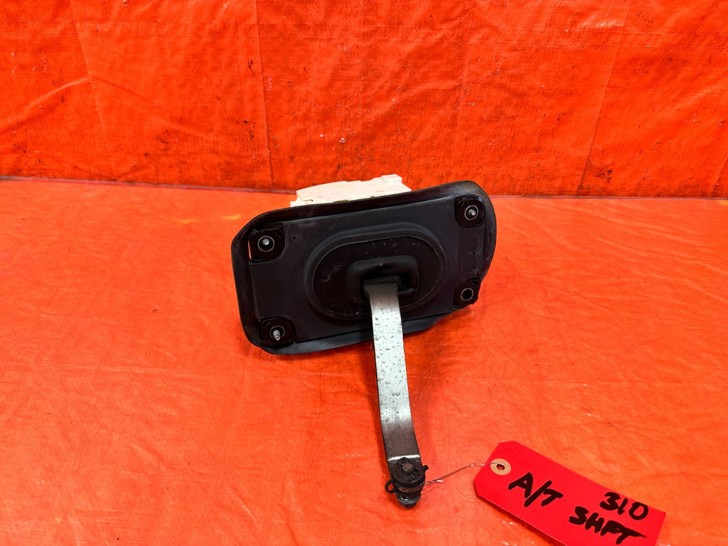 09 15 INFINITI G37 CONVERTIBLE   AUTOMATIC TRANSMISSION SHIFTER / GEAR SELECTOR4