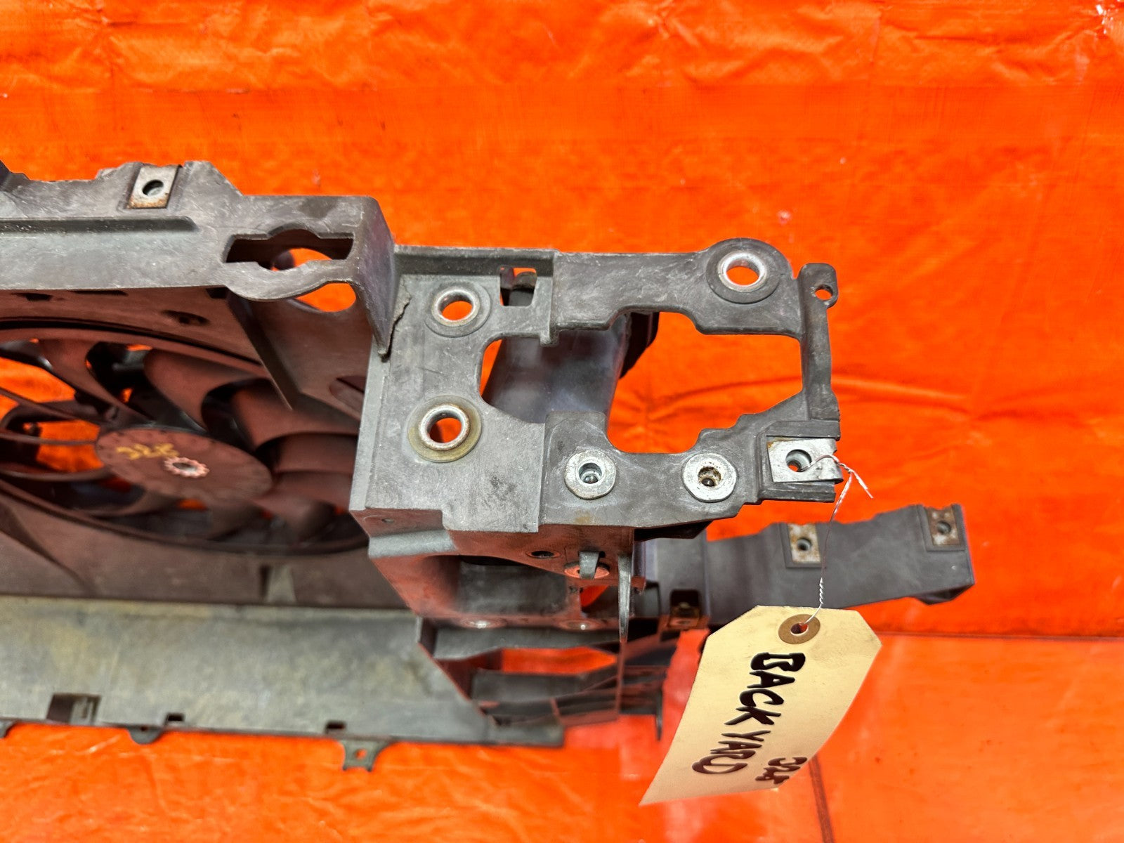 08 15 INFINITI G37 & Q60   2D COUPE   RADIATOR SUPPORT W/ COOLING FANS OEM #3283