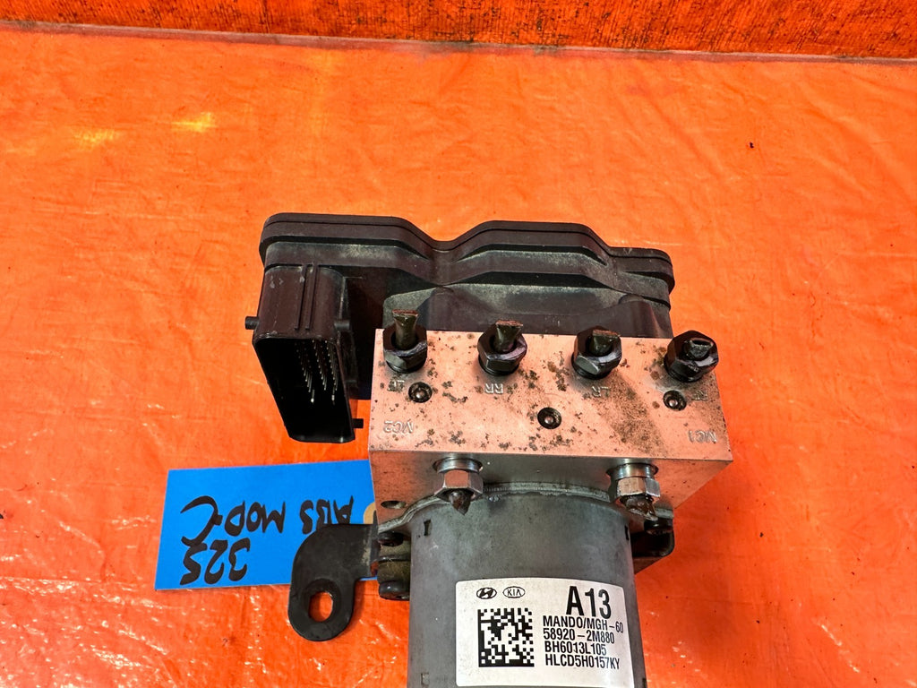 12 14 HYUNDAI GENESIS COUPE BK2 2.0L ABS PUMP ANTI SKID LOCK ACTUATOR VSA 3257