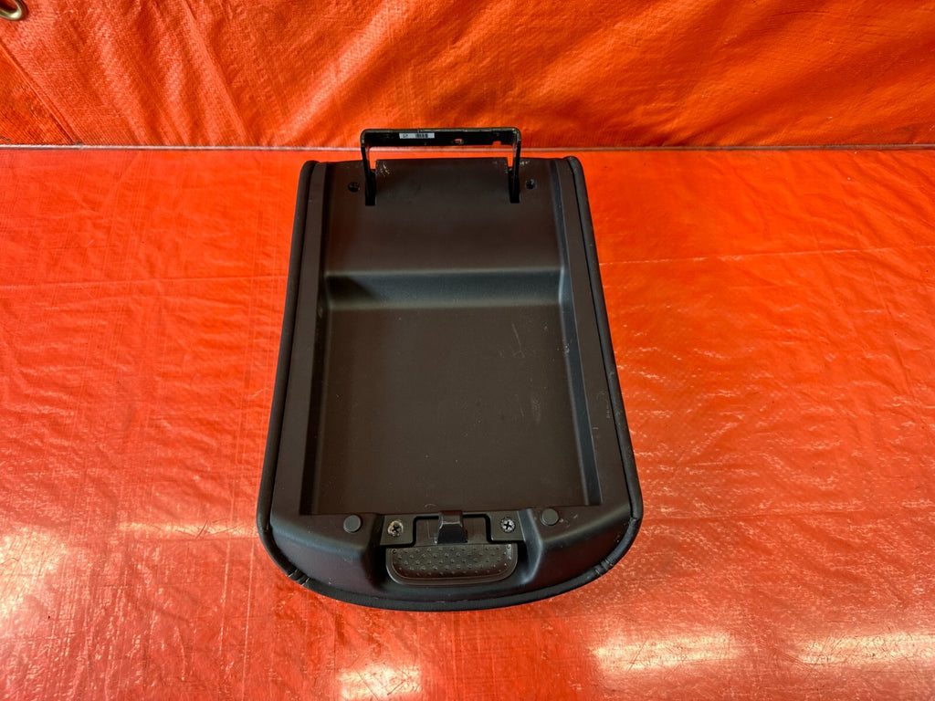 16 20 INFINITI Q50 & Q60   ARM REST CENTER CONSOLE FLIP UP LID TRIM   OEM #2227