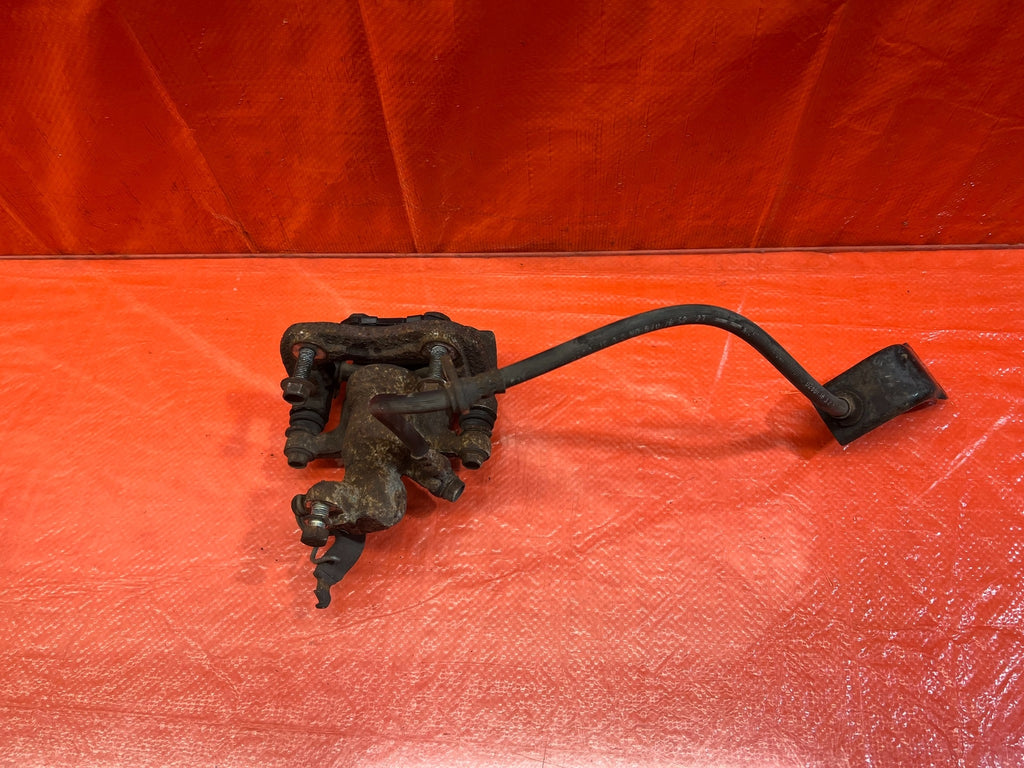 98 02 HONDA ACCORD EX LX 2.3L   PASSENGER RIGHT REAR BRAKE CALIPER   OEM #16710