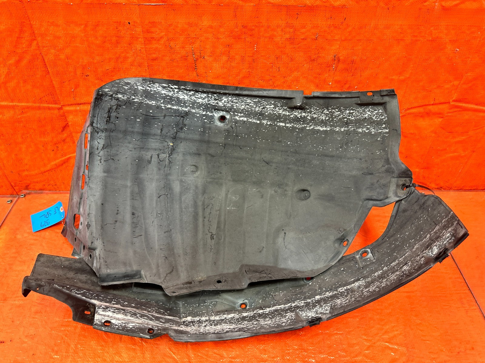 08 15 INFINITI G37 Q60 LEFT DRIVER FRONT FENDER SPLASH SHIELD 2PC SET OEM #32913