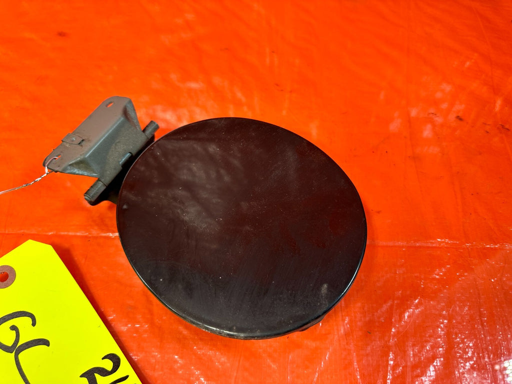 90 97 MAZDA MX 5 MIATA   GASOLINE GAS FUEL LID COVER   OEM #2674