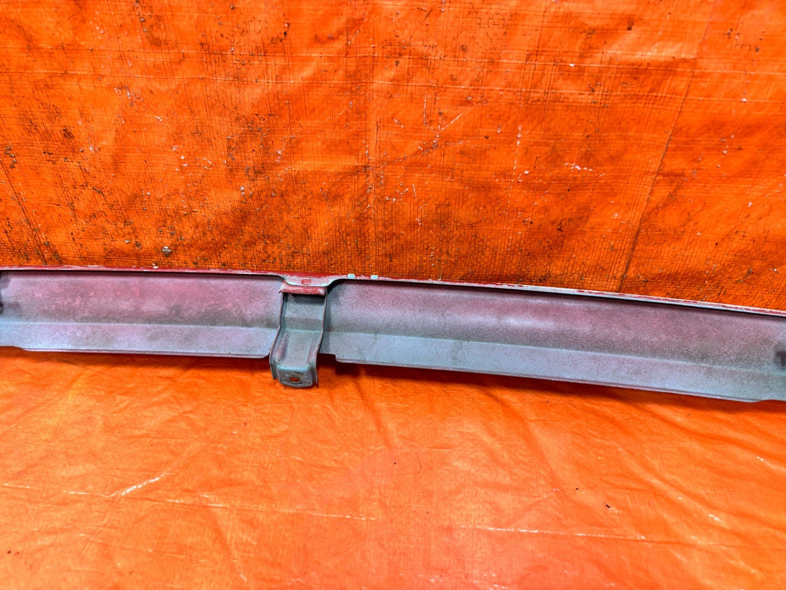 90 91 HONDA CIVIC HATCHBACK   FRONT BUMPER GRILLE INSERT  ASSEMBLY   OEM 32515