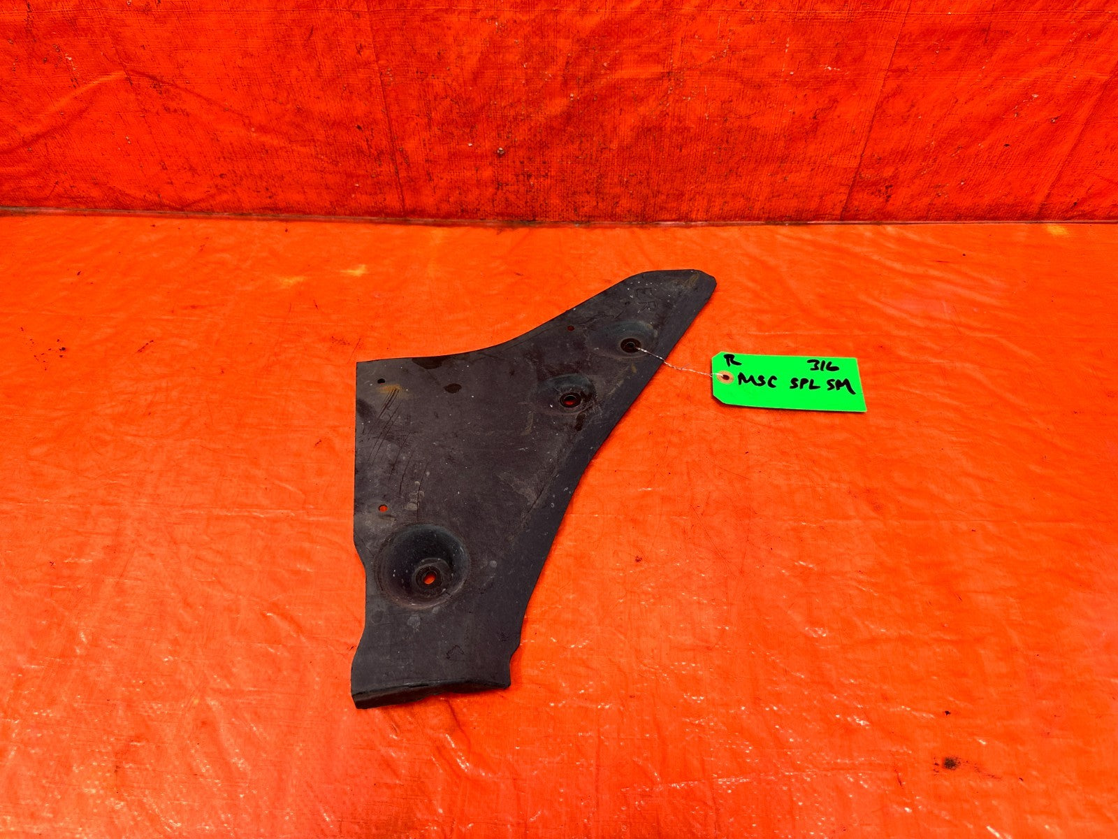 16 24 INFINITI Q50   3.0L   RIGHT SIDE   74818 1MA0A   OEM 3160