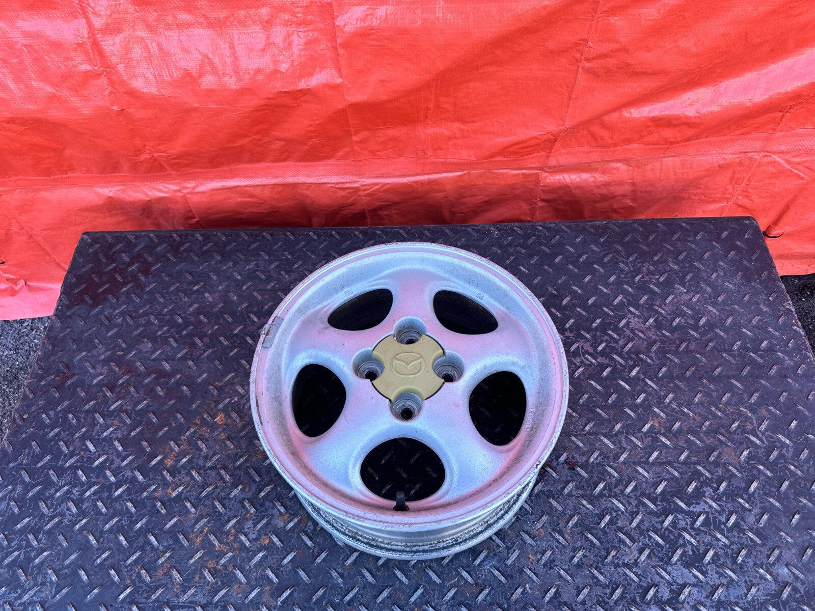 90 05 MAZDA MX 5 MIATA   5 SPOKE   14x6 +40MM FACTORY WHEEL RIM   OEM #267 20