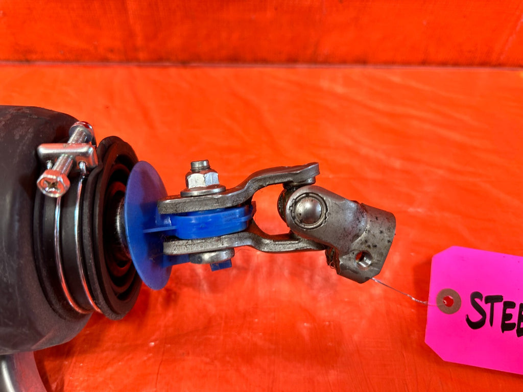 08 15 INFINITI G37 & Q60 COUPE POWER STEERING SWIVEL YOKE U JOINT SHAFT OEM 2782