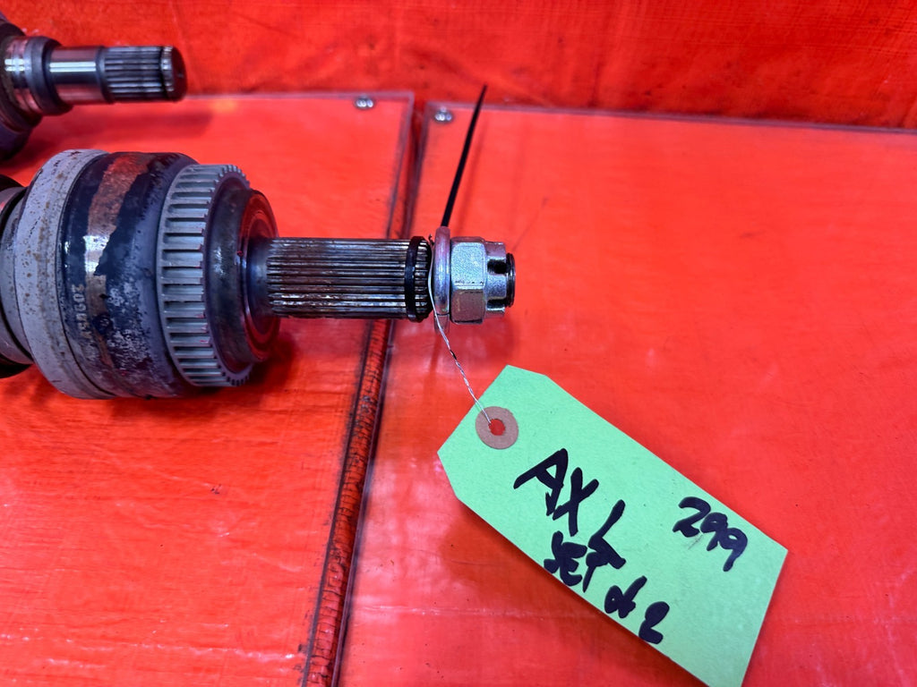 13 16 HYUNDAI GENESIS COUPE 3.8L   AUTO TRANS   LEFT AND RIGHT AXLES OEM 2992