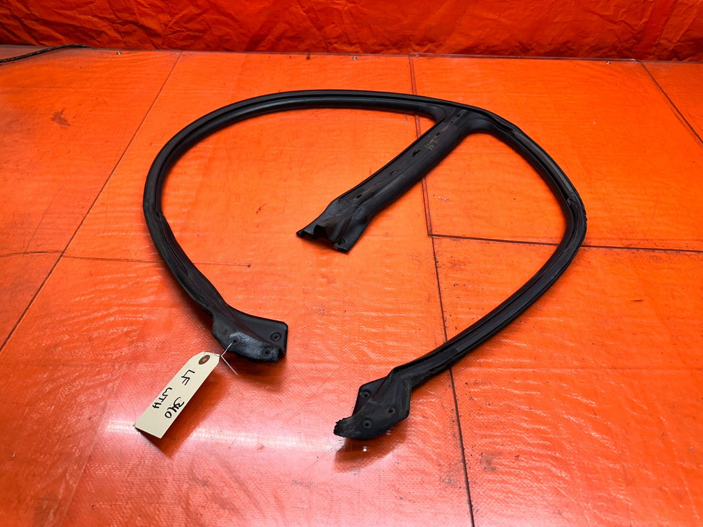 94-01 ACURA INTEGRA 4D SEDAN LEFT DRIVER FRONT REAR DOOR WEATHERSTRIP #3400