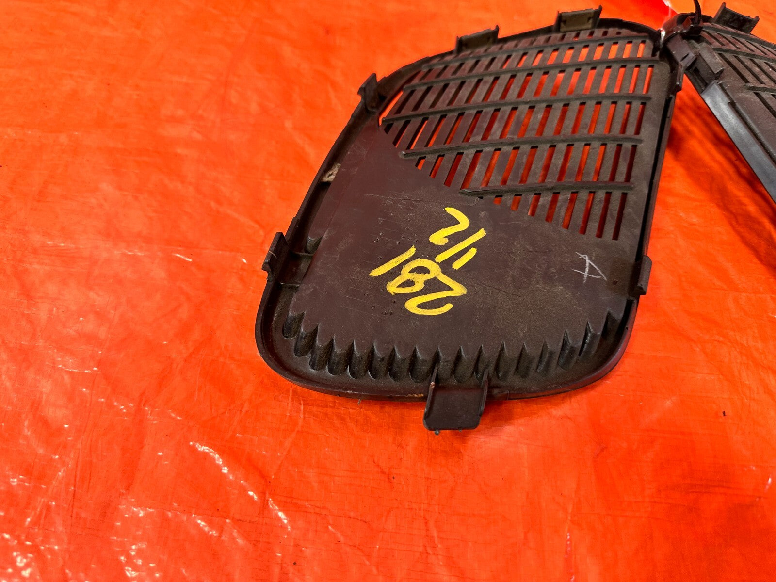 94 01 ACURA INTEGRA 2D REAR SPEAKER COVER TRIM PLASTIC LEFT & RIGHT BLACK OEM 816