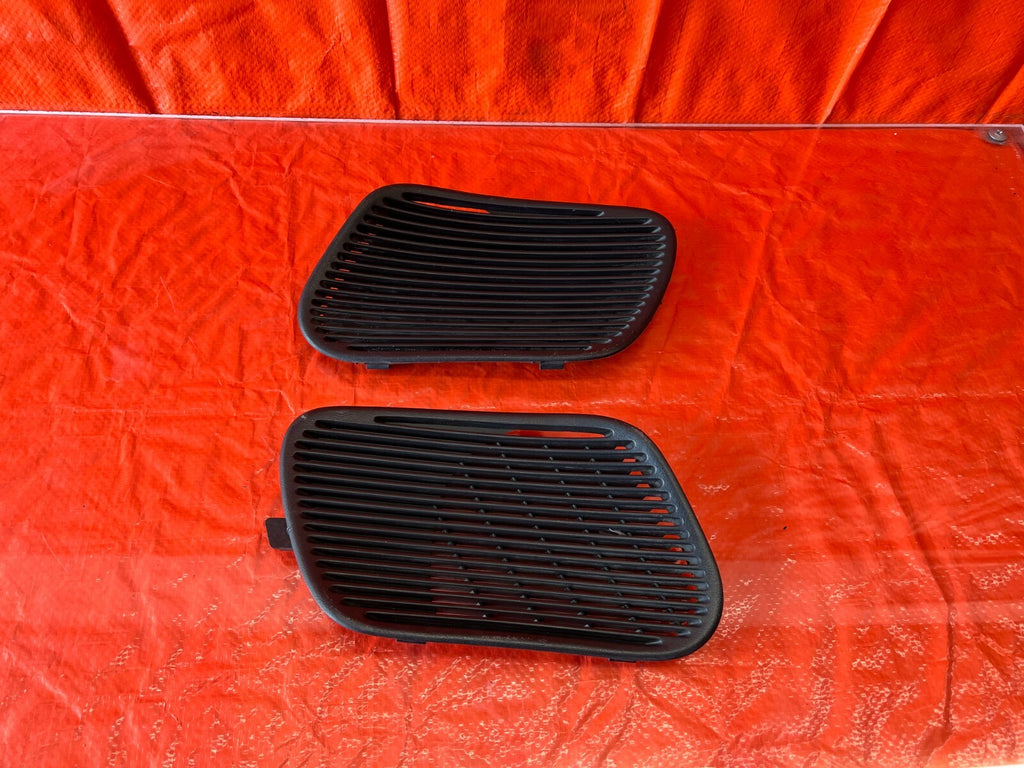 94 01 ACURA INTEGRA 2D REAR SPEAKER COVER TRIM PLASTIC LEFT  RIGHT BLACK OEM 1040