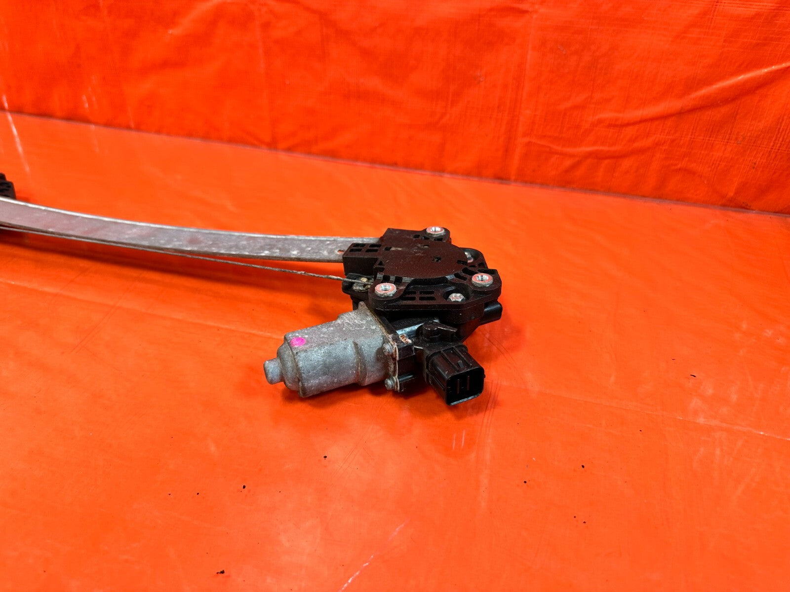 06 11 HONDA CIVIC SEDAN 4 DOOR PASSENGER RIGHT REAR WINDOW REGULATOR OEM #2708
