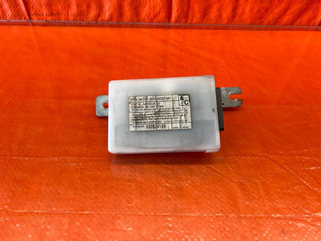 99 00 HONDA CIVIC   EX & SI COUPE KEYLESS ENTRY DOOR LOCK CONTROL MODULE OEM 1953