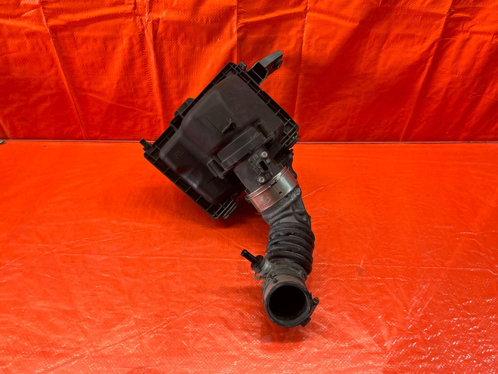 16 20 INFINITI Q50 Q60 3.0 COMPLETE AIR INTAKE HOUSING W/ INLET DUCT ARM RIGHT 0