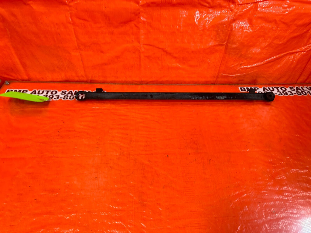 97 01 HONDA PRELUDE   AC CONDENSER BRACKET   OEM FACTORY #25910