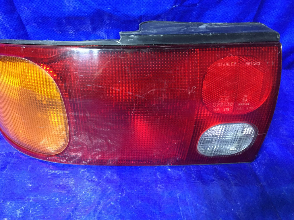 OEM 1991 1992 1993 1994 1995 MITSUBISHI LANCER DRIVER LEFT TAIL LIGHT2