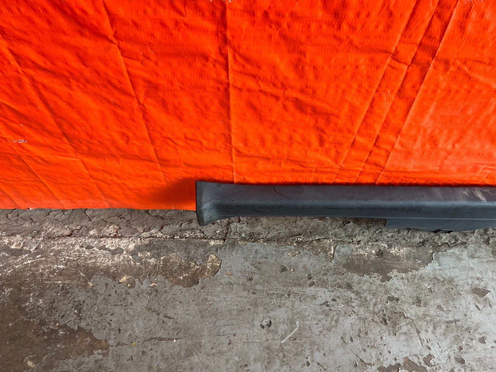 97-01 HONDA PRELUDE BASE - SIDE SKIRT ROCKER MOLDING TRIM - LEFT SIDE OEM #1418