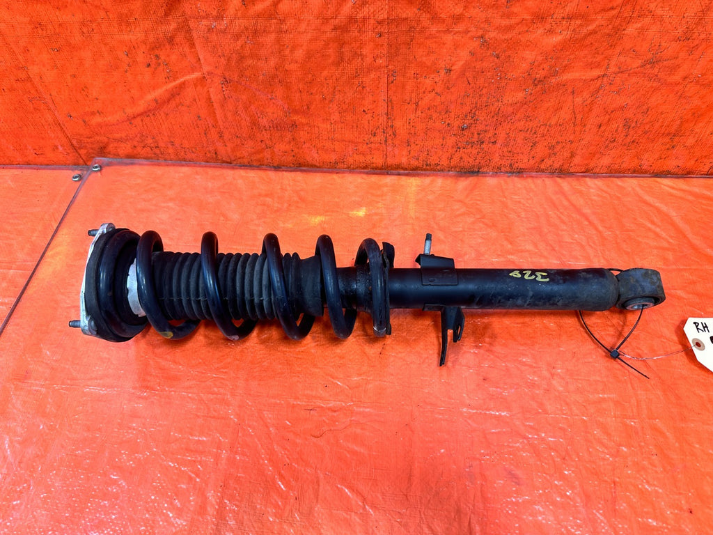 08 15 INFINITI G37 & Q60 2D COUPE FRONT SHOCKS & SPRINGS LEFT AND RIGHT  OEM 32813