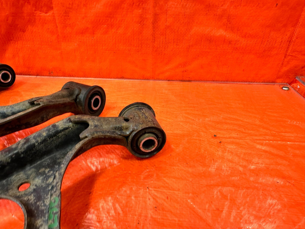 90 97 MAZDA MX 5 MIATA   FRONT UPPER CONTROL ARMS LEFT & RIGHT OEM FACTORY #26710