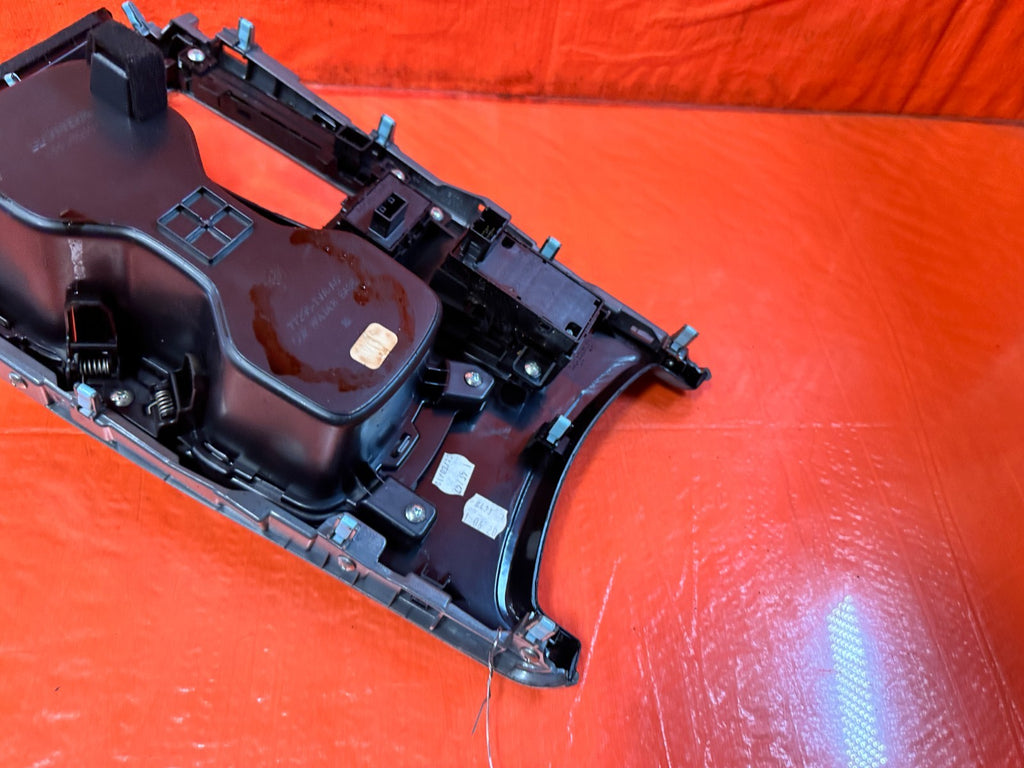 18 22 HONDA ACCORD 1.5L   CUP HOLDER CENTER SHIFTER CONSOLE   OEM FACTORY OE 32413