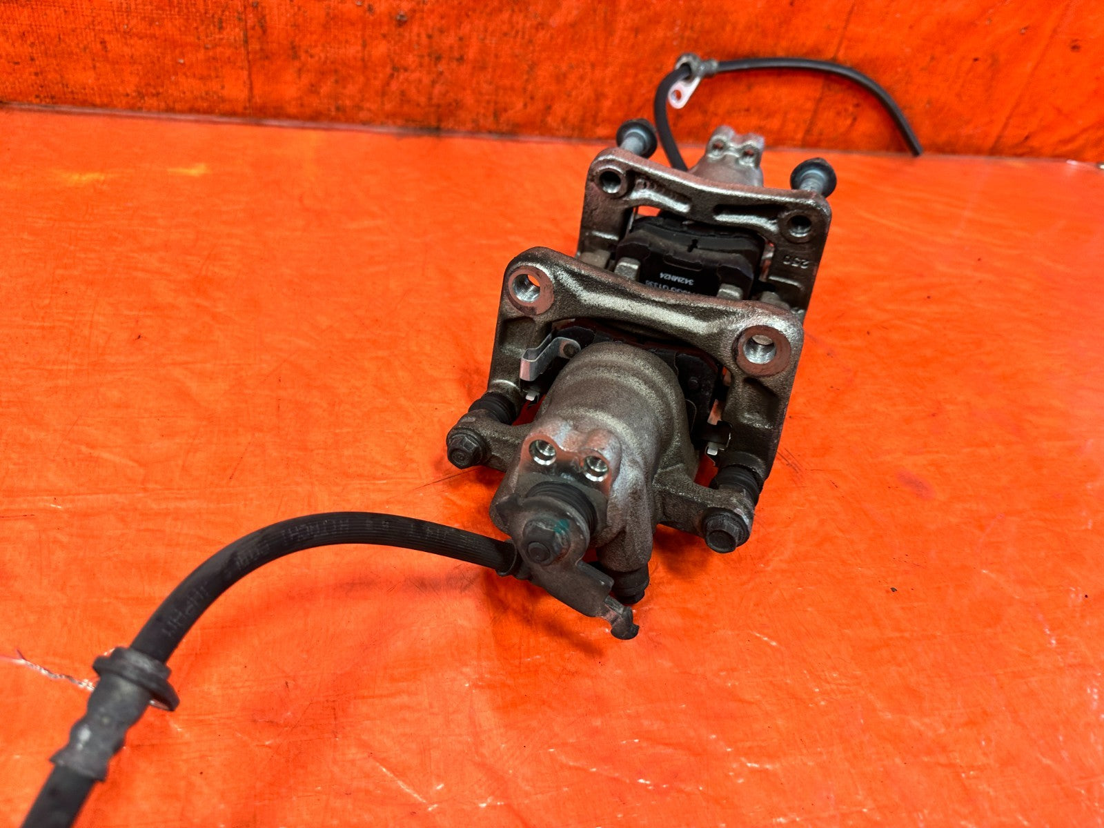 09 14 ACURA TSX   REAR BRAKE CALIPERS   LEFT RIGHT CALIPER SET   OEM FACTORY 32114