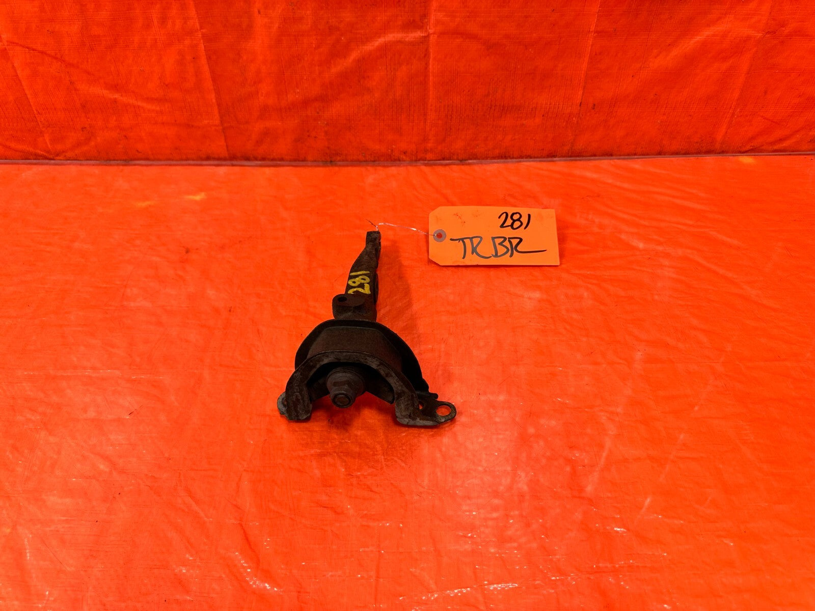 96 01 ACURA INTEGRA   AUTOMATIC LOWER TRANSMISSION TORQUE MOUNT BRACKET OEM #2810
