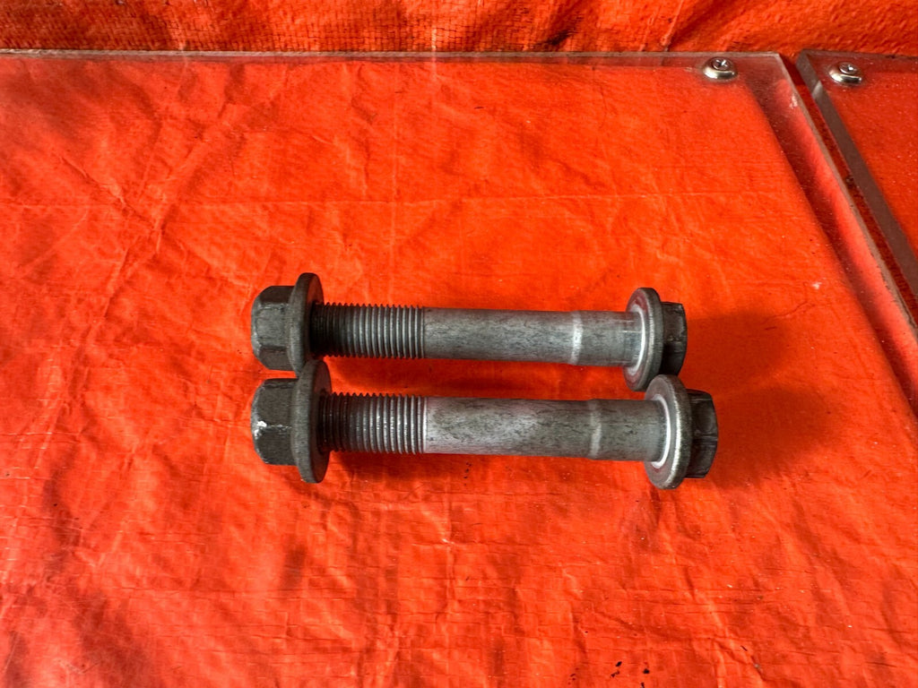 09 13 INFINITI  G37 SEDAN POWER STEERING RACK MOUNTING BOLTS HARDWARE   OEM 2382