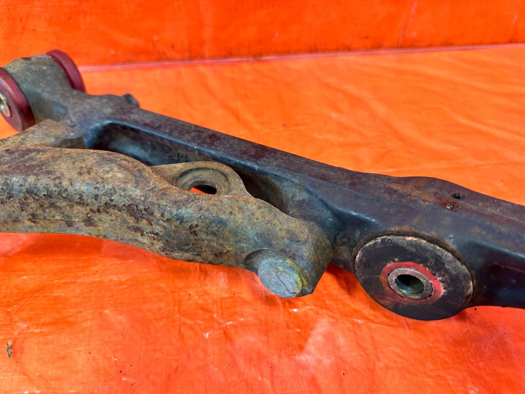 94 01 ACURA INTEGRA   LEFT AND RIGHT FRONT POLYURETHANE LOWER CONTROL ARMS #27416