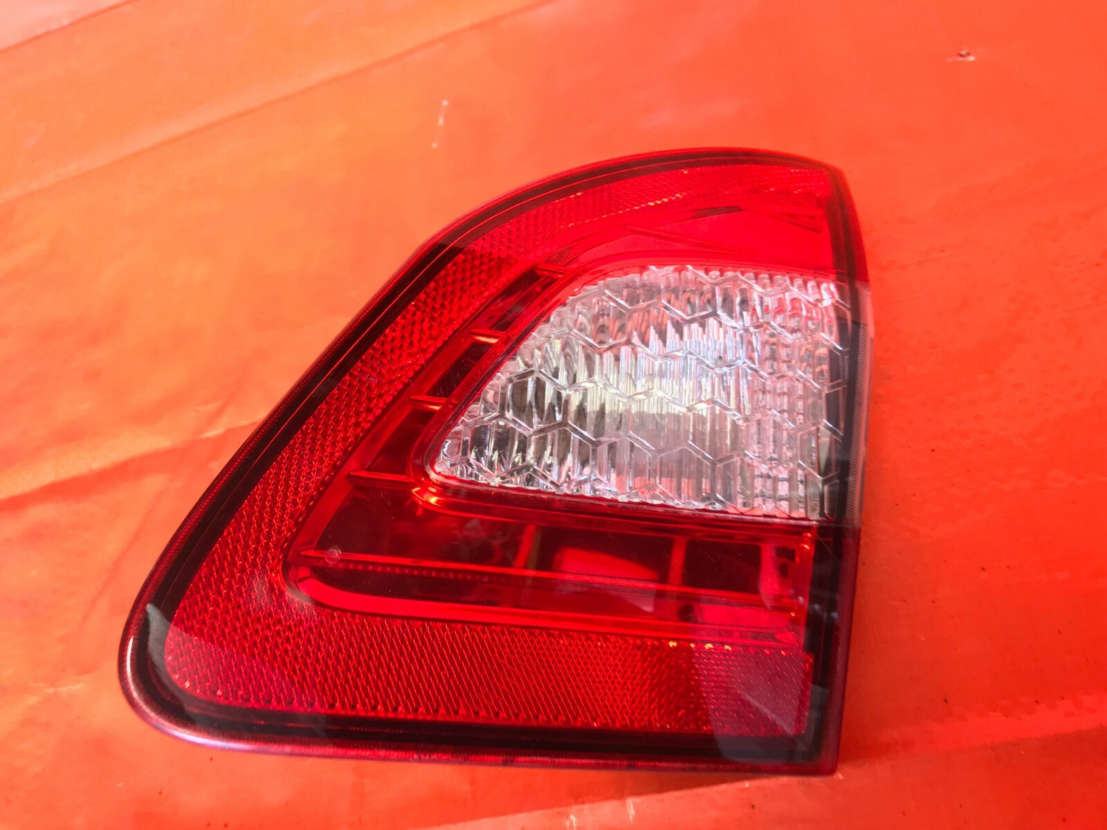 OEM 2011 2012 2013 FORD FIESTA   SEDAN   PASSENGER RIGHT INNER TAIL LIGHT LAMP2