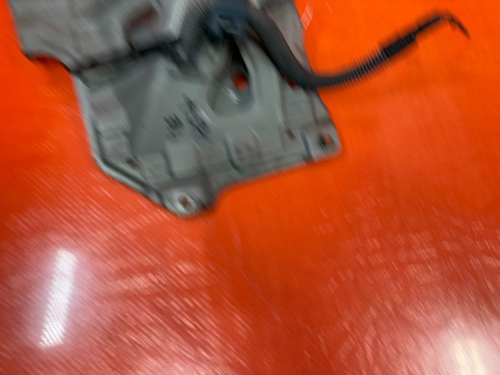 09 14 ACURA TSX   2.4L   BATTERY MOUNTING TRAY BRACKET   OEM FACTORY9