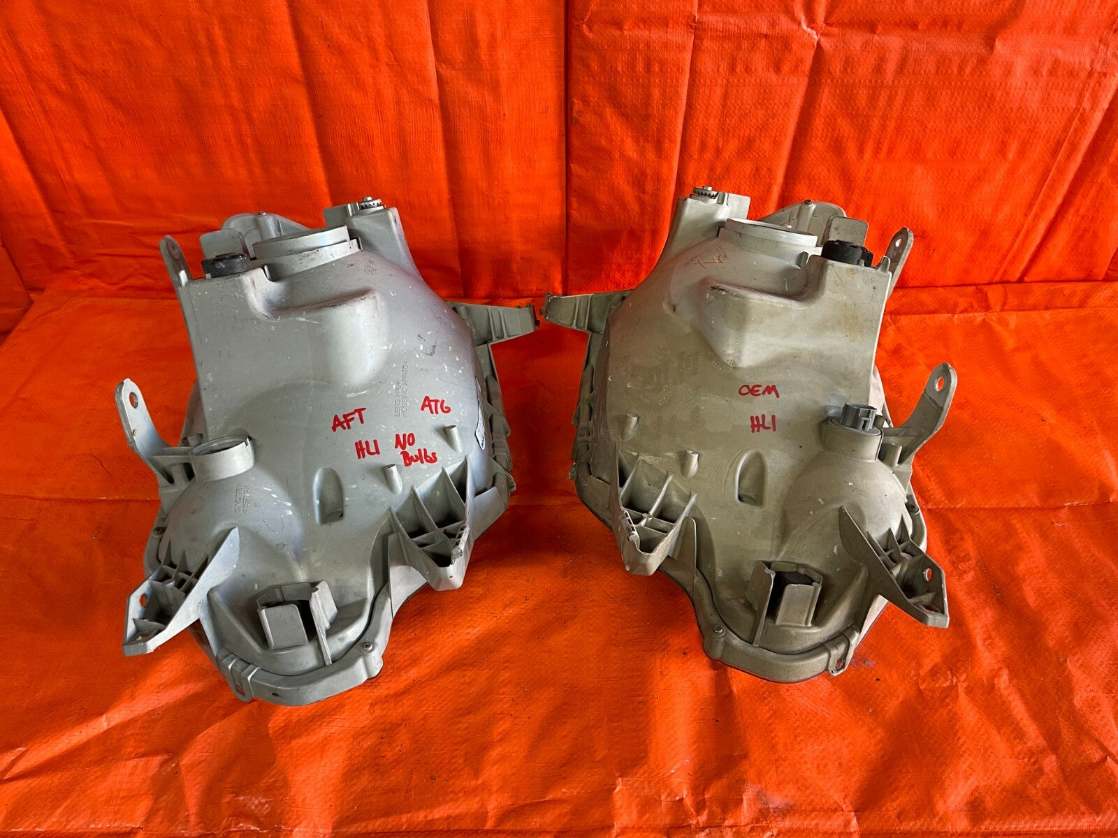12 15 TOYOTA TACOMA   HEADLIGHT SET   HEADLIGHTS LEFT RIGHT 1 OEM 1 AFTERMARKET10