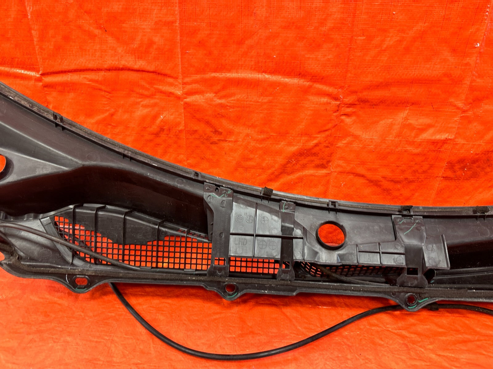 13 16 SCION FRS 17 20 86 13 20 BRZ   WINDSHIELD WIPER COWL TRIM PLASTIC OEM 2937