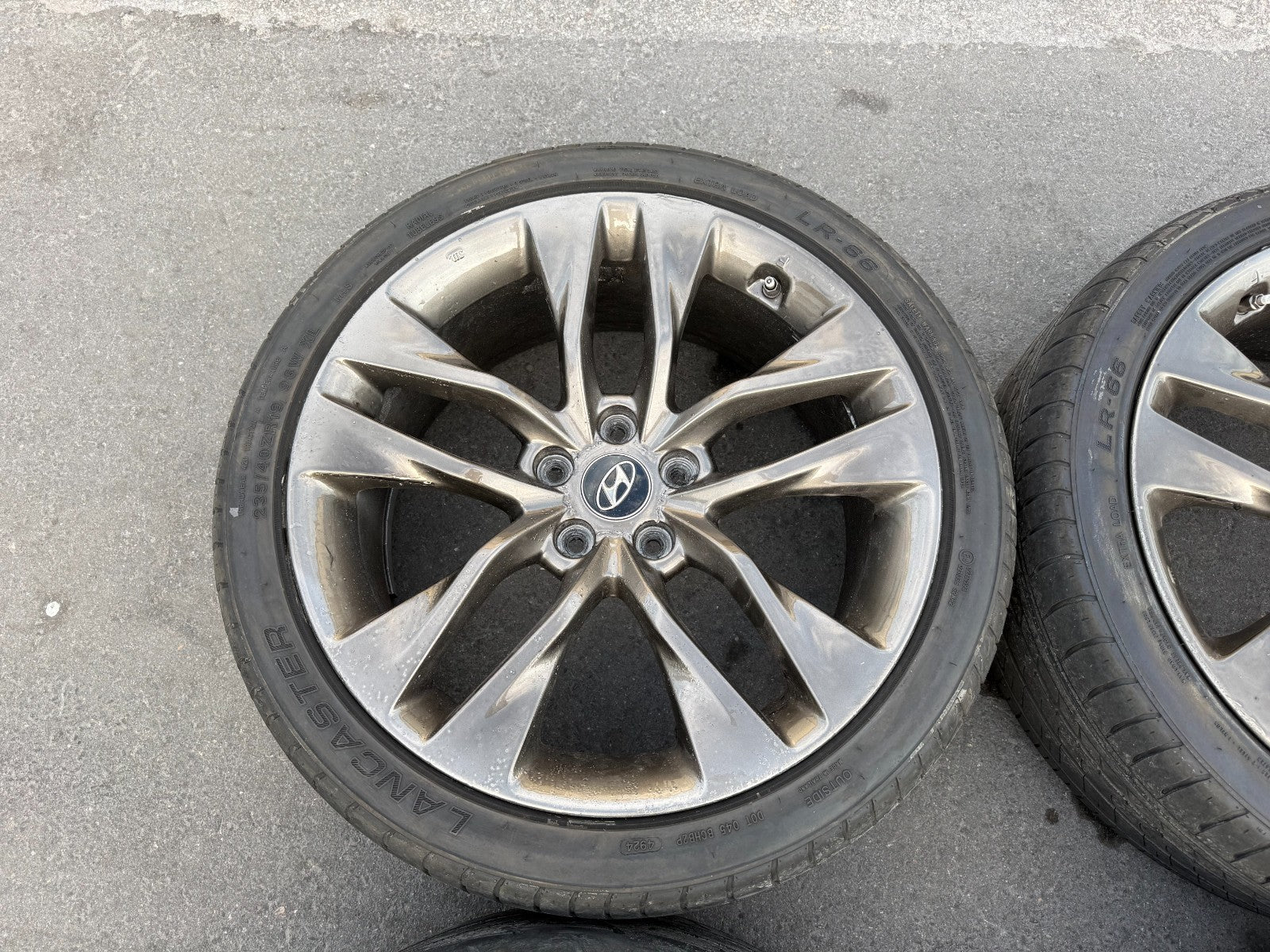 13 16 HYUNDAI GENESIS COUPE   19 INCH R SPEC WHEELS W TIRES   FRONT REAR OEM 2998