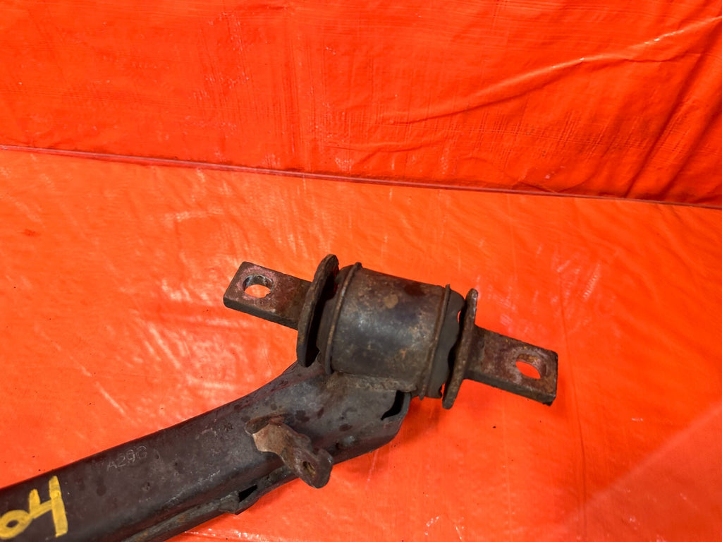 06 11 HONDA CIVIC SI   PASSENGER RIGHT REAR LOWER CONTROL TRAILING ARM   OEM 2641