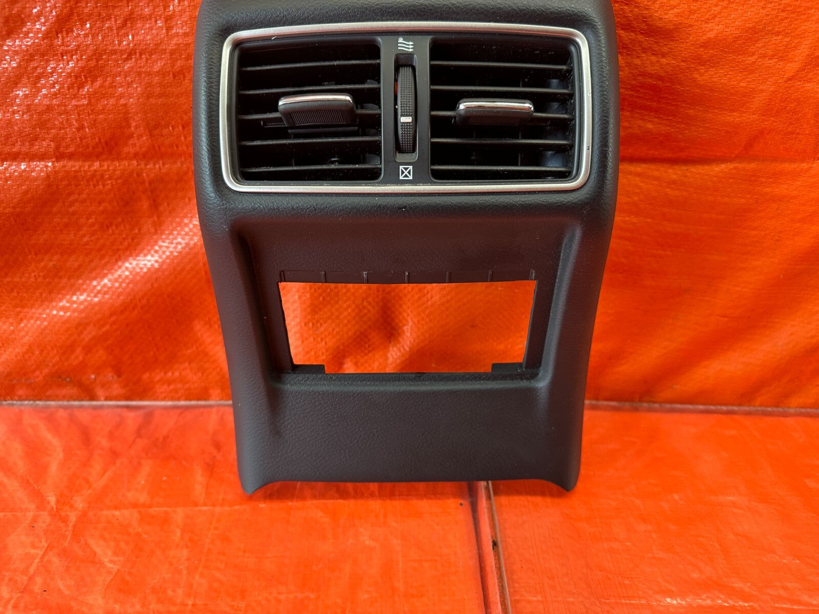 14 18 INFINITI Q50   REAR ARM REST CENTER CONSOLE AC VENT   BLACK OEM #2223