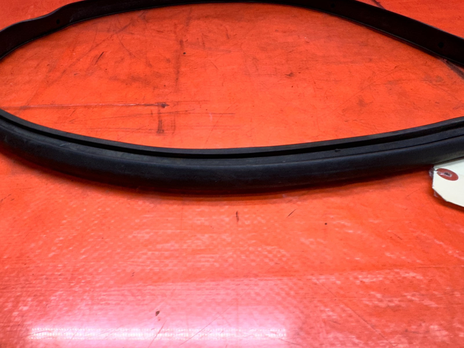97 01 HONDA PRELUDE 2.2L DOOR SILL LOWER WEATHER STRIP RUBBER SEAL OEM #33612