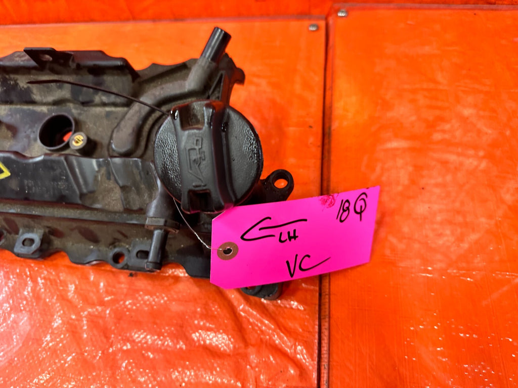 16 20 INFINITI Q50 & Q60   3.0L 300HP VR30DDTT DRIVER LEFT ENGINE VALVE COVER 185