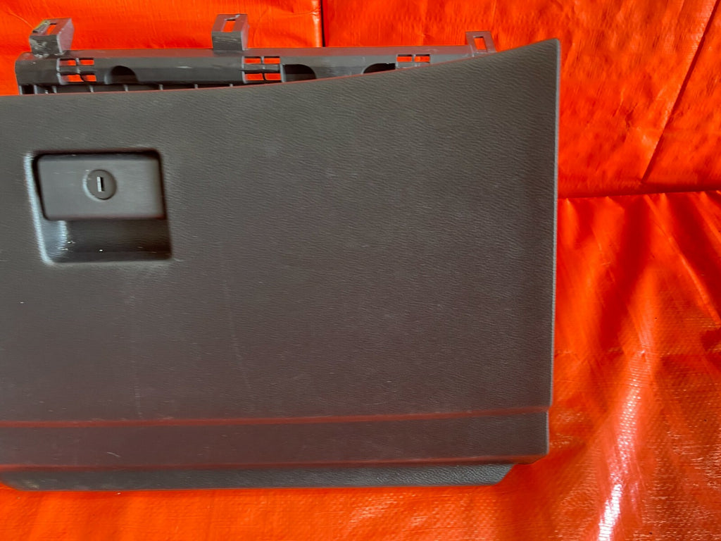08 13 INFINITI G37 SPORT S 2D COUPE   GLOVE BOX   BLACK COLOR   OEM OE FACTORY4