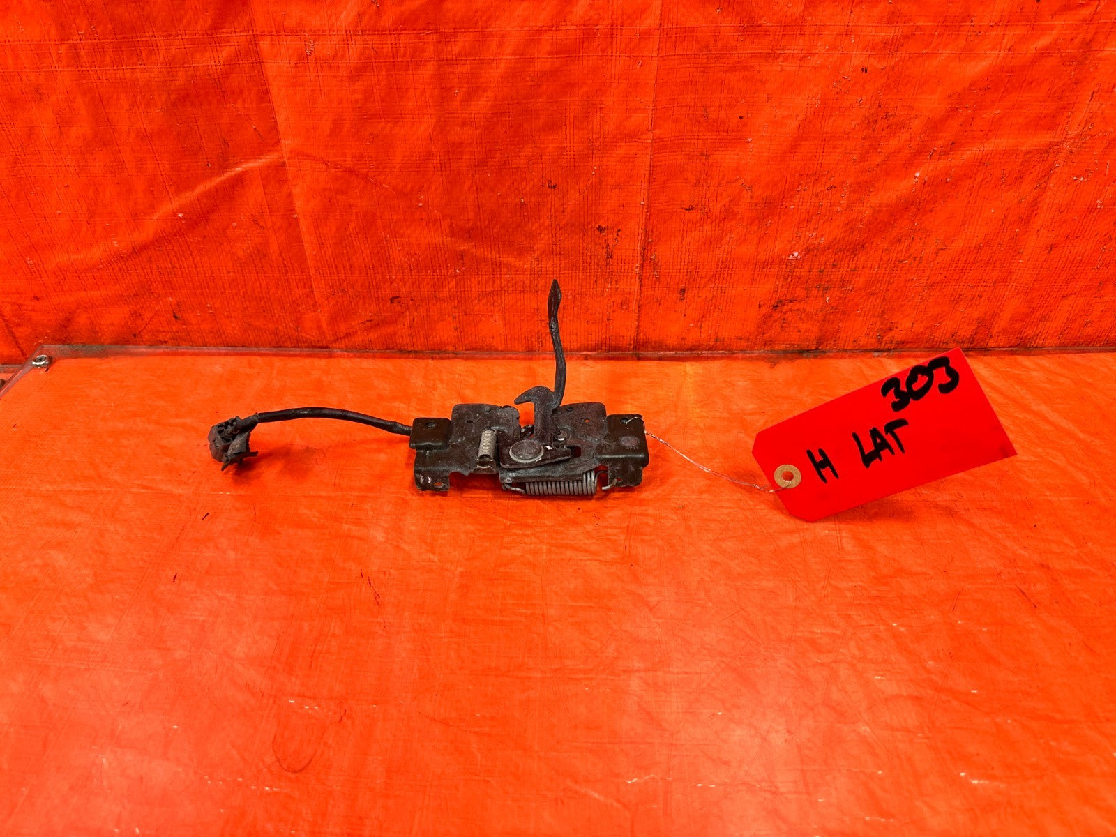 04 11 MAZDA RX8 RX 8   HOOD LATCH LOCKING MECHANISM LOCK   OEM FACTORY #3030
