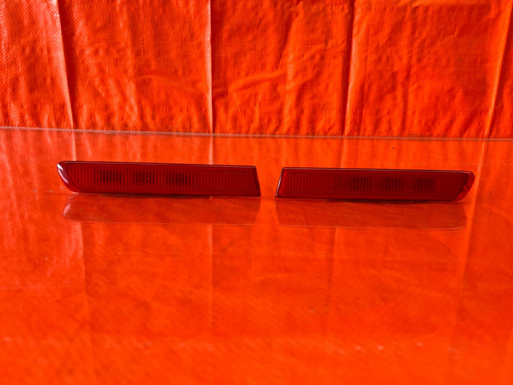 04 08 ACURA TL   REAR SIDE MARKER SET   LEFT AND RIGHT   RED COLOR   OEM #1070