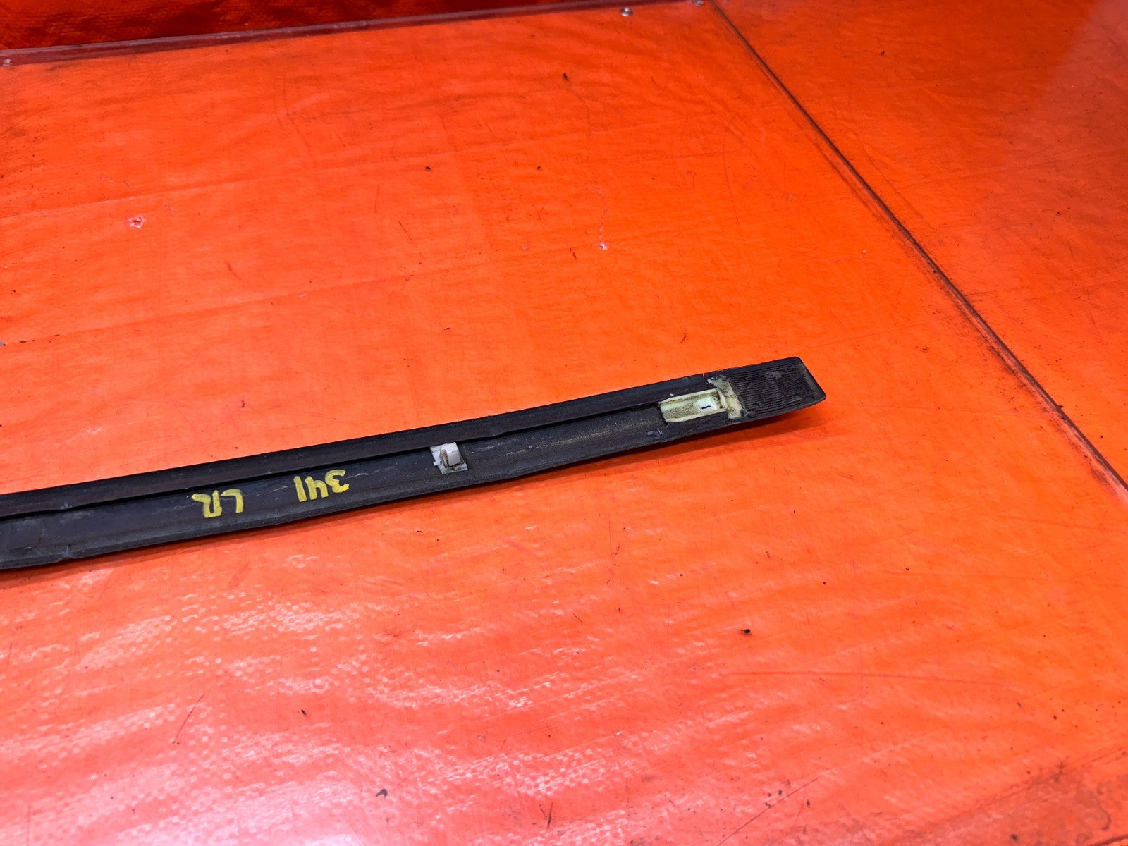 94-01 ACURA INTEGRA 4D 1.8L LEFT REAR LR DOOR TRIM MOLDING DRIVER OEM #34110