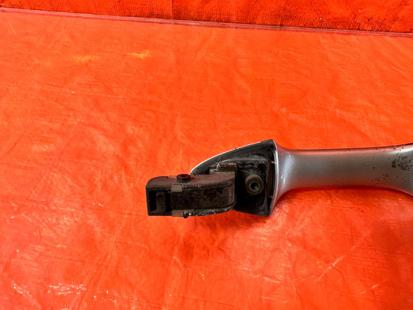 04 08 ACURA TSX   PASSENGER RIGHT FRONT   EXTERIOR DOOR HANDLE SILVER OEM #27510