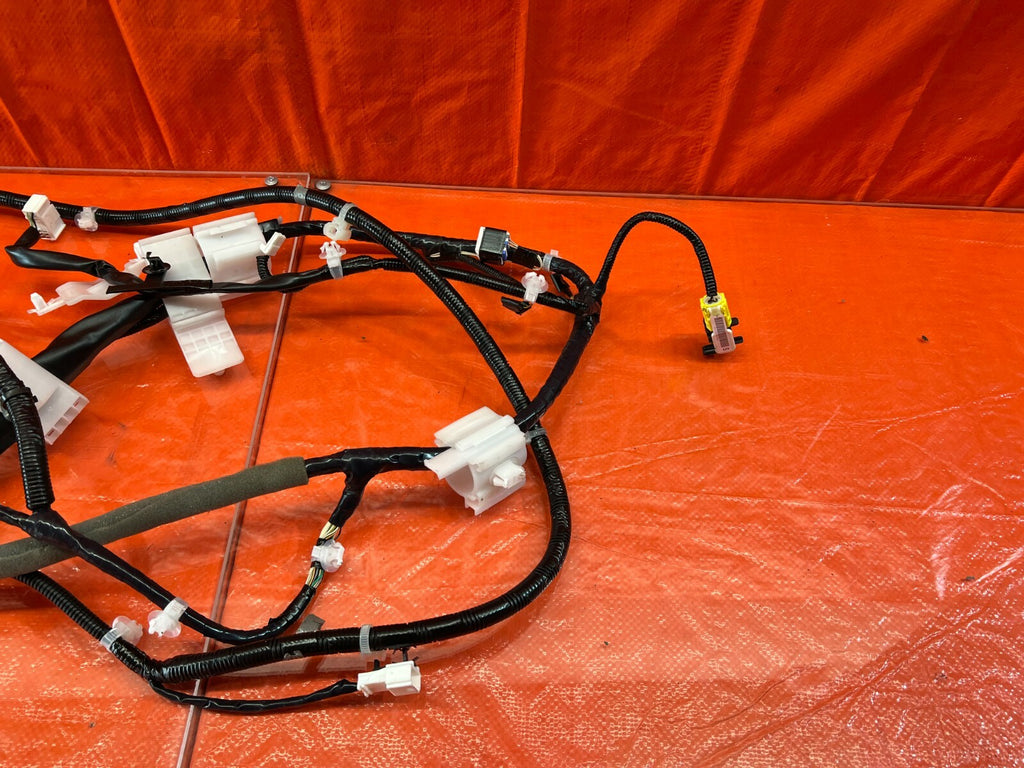 14 15 INFINITI Q50   REAR CHASSIS FLOOR FUEL PUMP WIRING HARNESS WIRE LOOM #1054