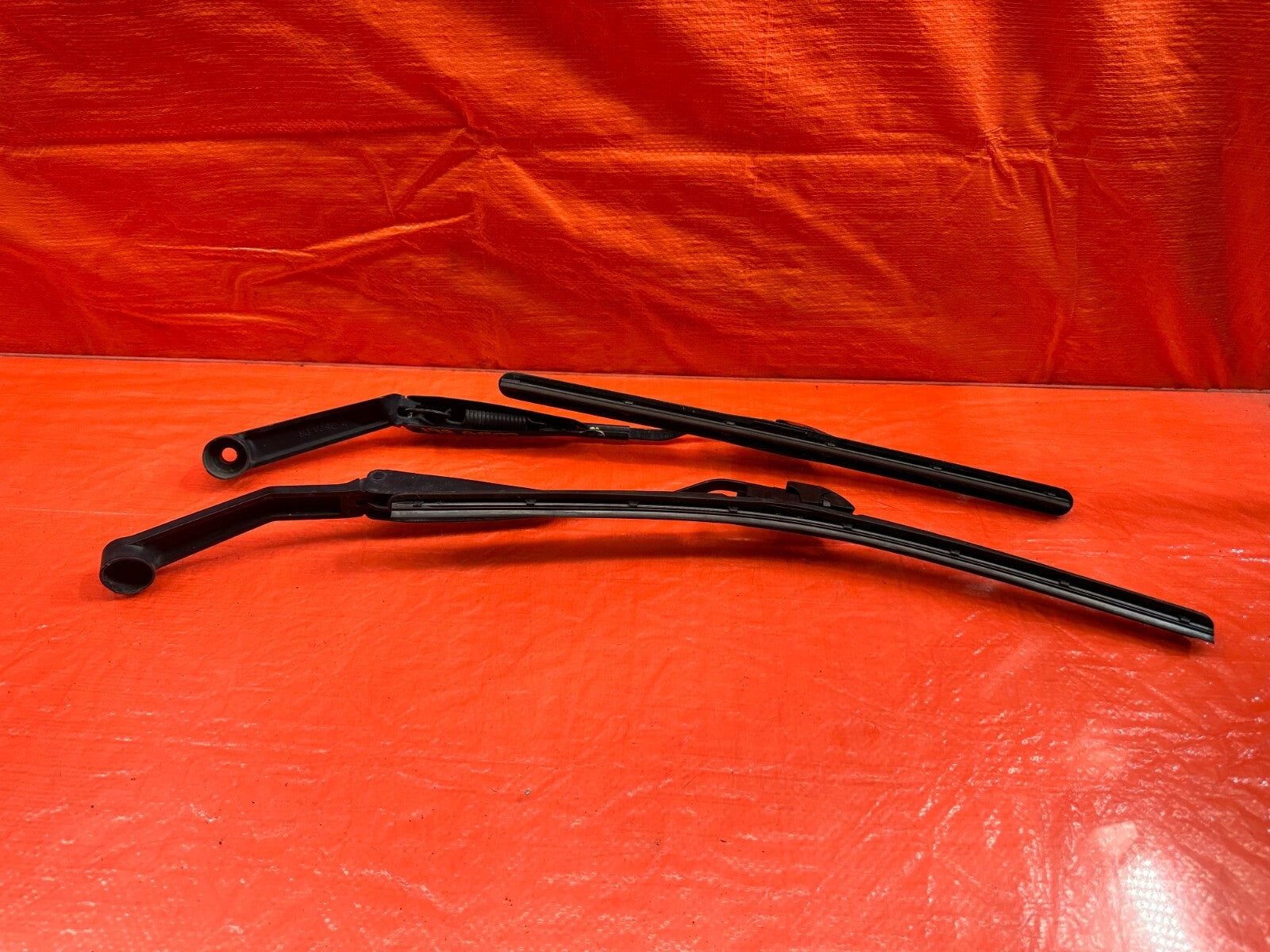 00 09 HONDA S2000   LEFT & RIGHT WINDSHIELD WIPER ARMS   OEM FACTORY #1989
