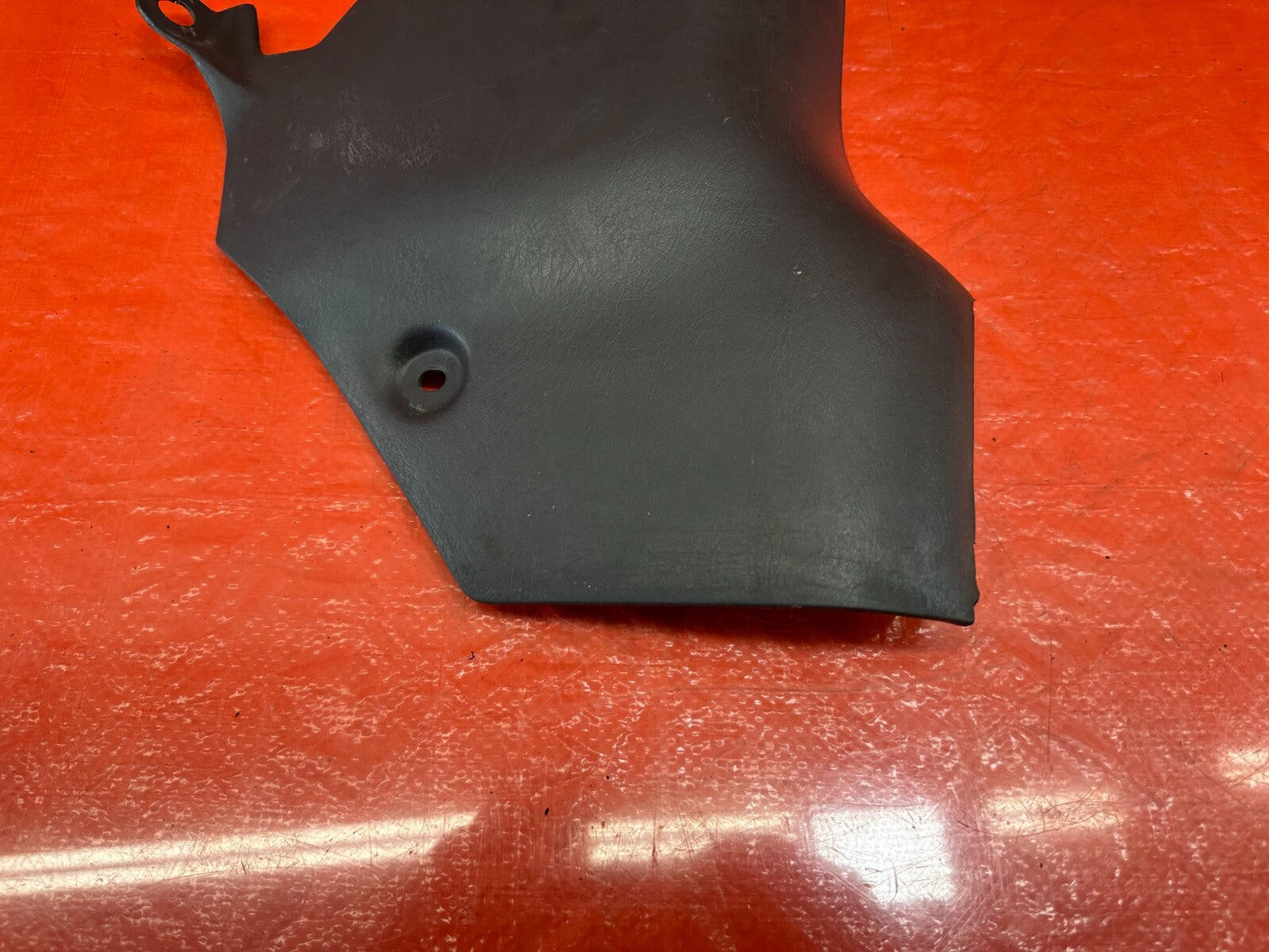 96 00 HONDA CIVIC   KICK PANEL   DARK GRAY COLOR   PASSENGER RIGHT SIDE OEM #1914